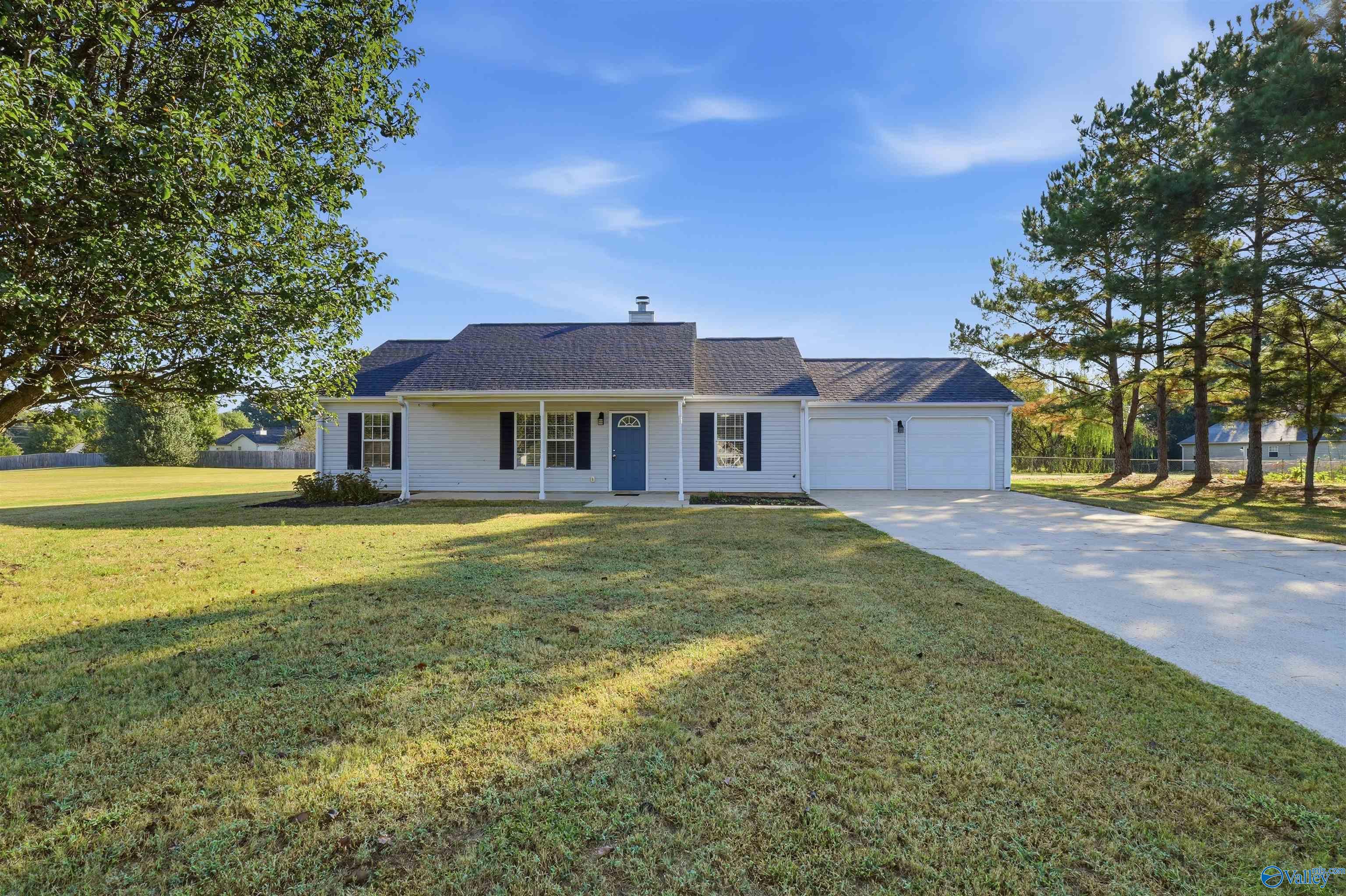 103 Meadow Green Drive — photo