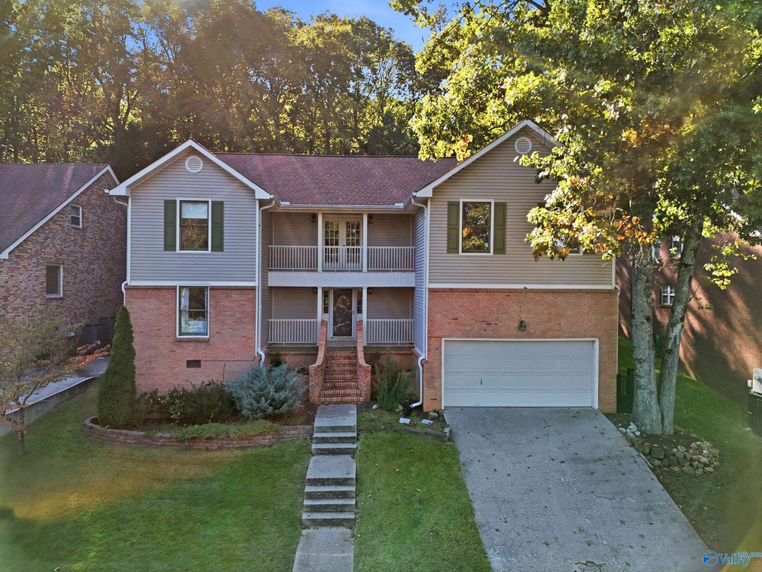 10114 Skylark Drive — photo