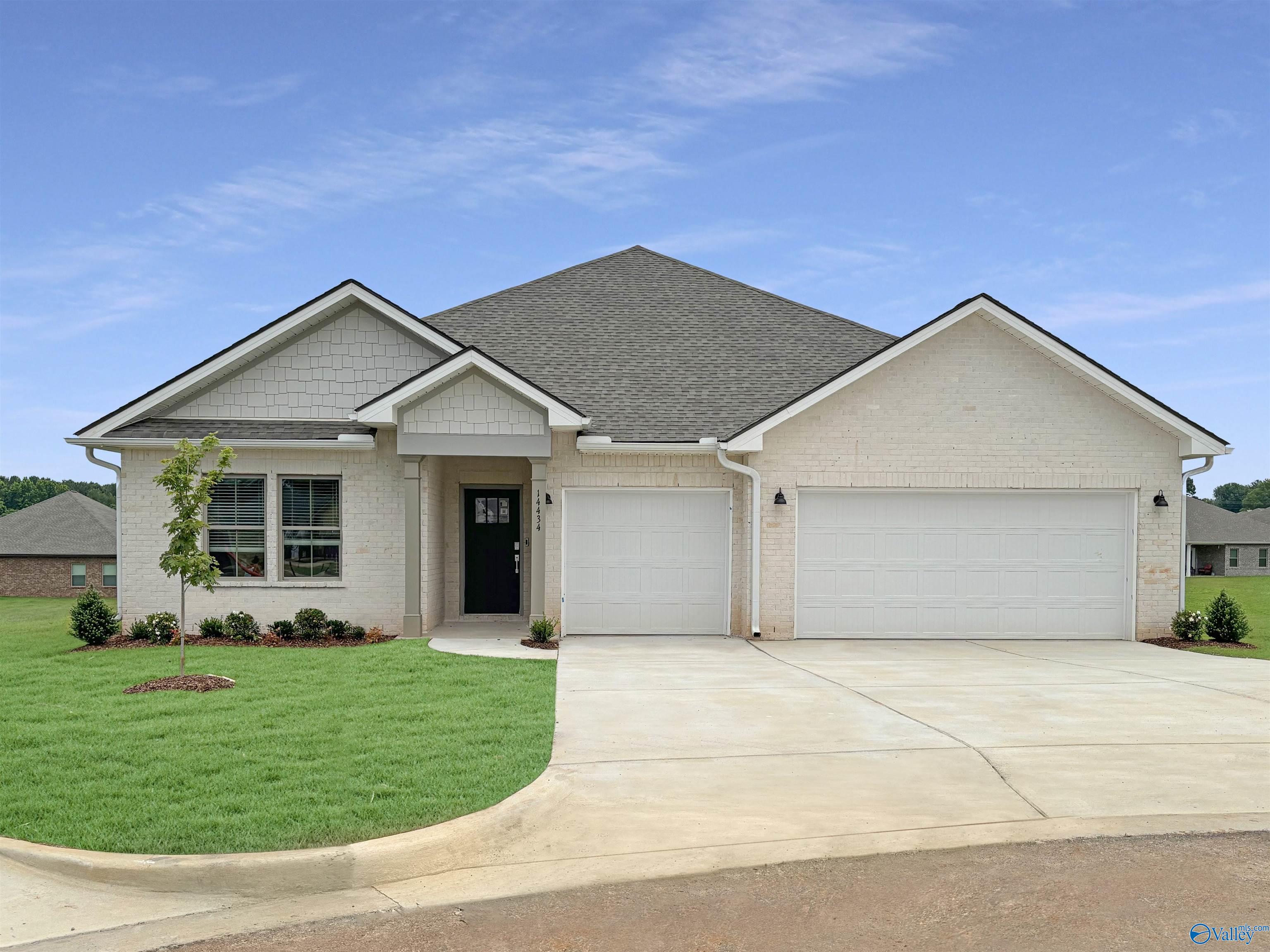 136 Sager Circle — photo