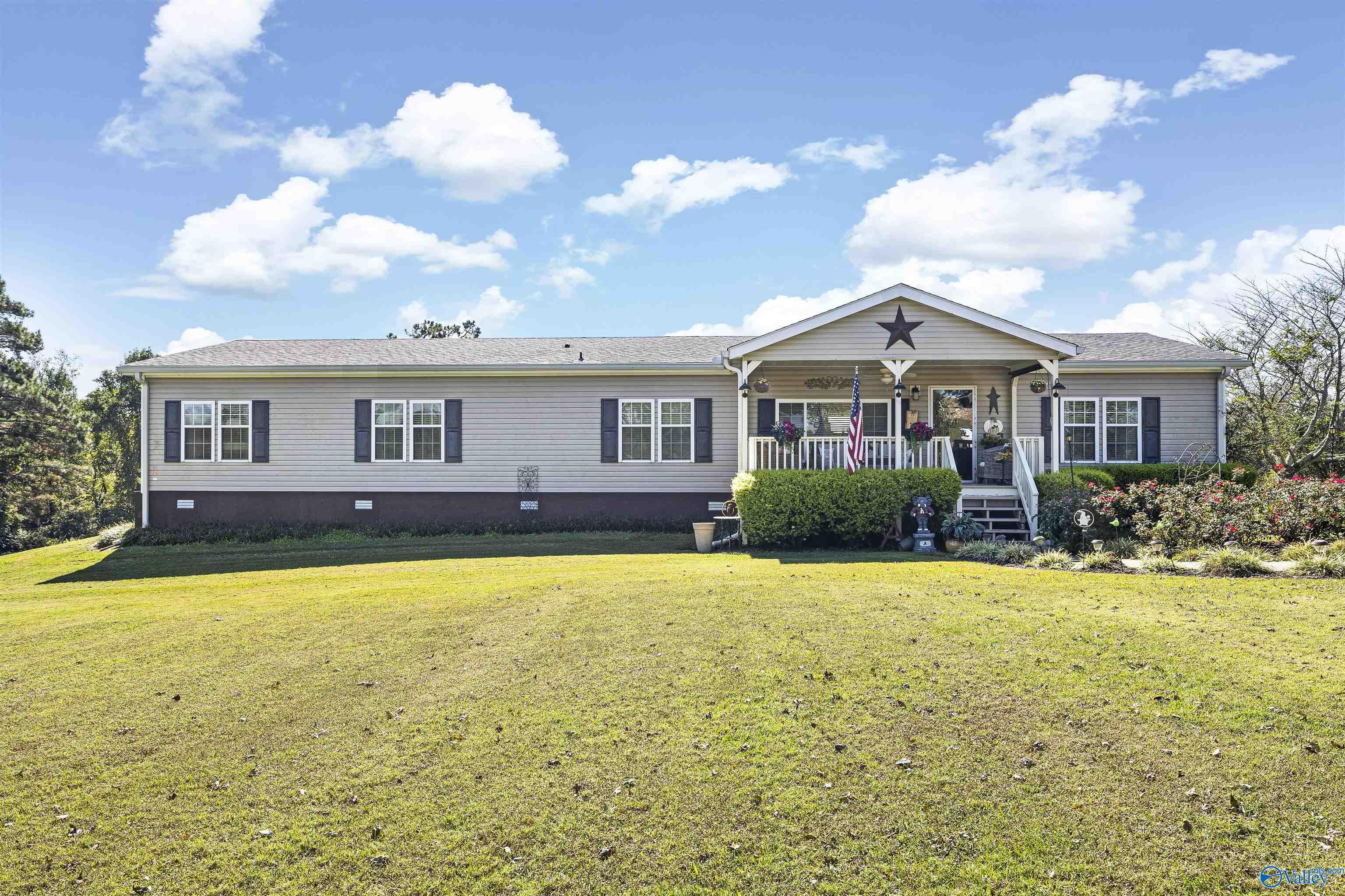 1526 County Road 44 — photo