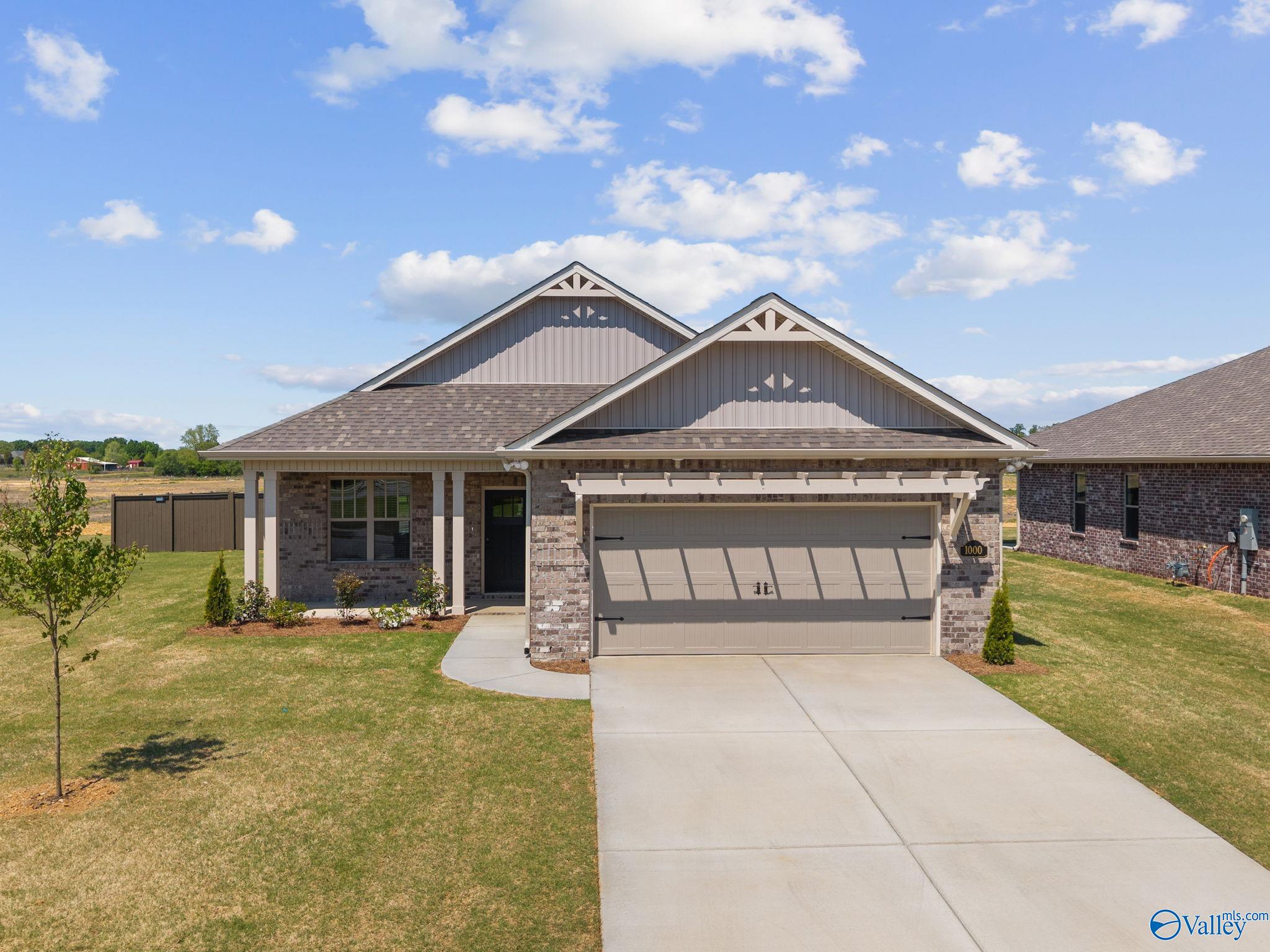 1045 Starling Drive — photo