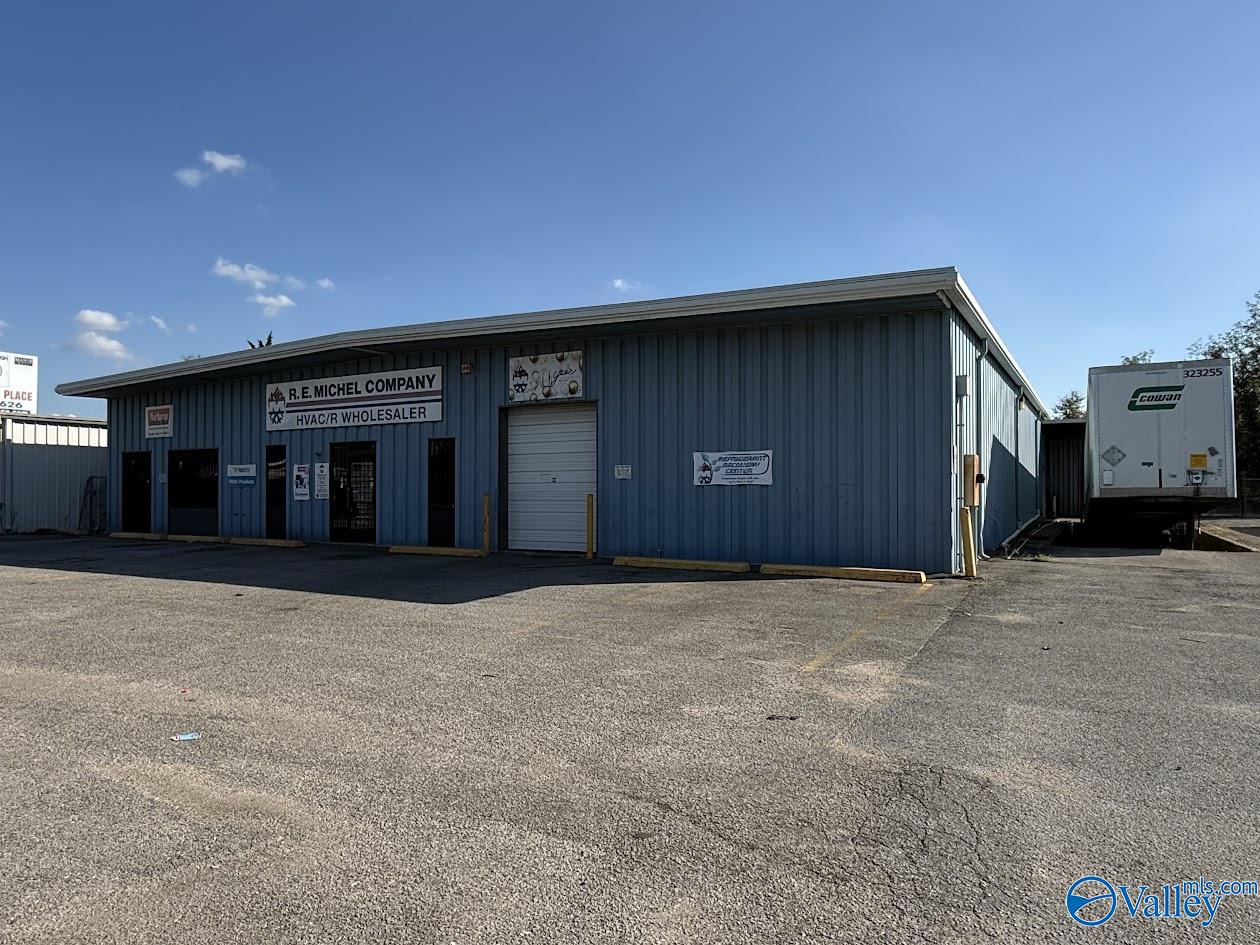 1328 Putman Drive — photo