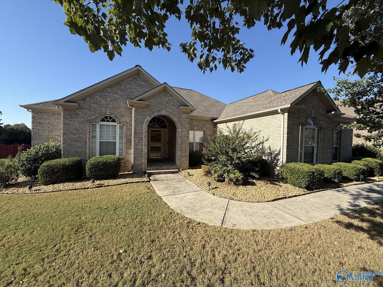 102 Ophelia Circle — photo