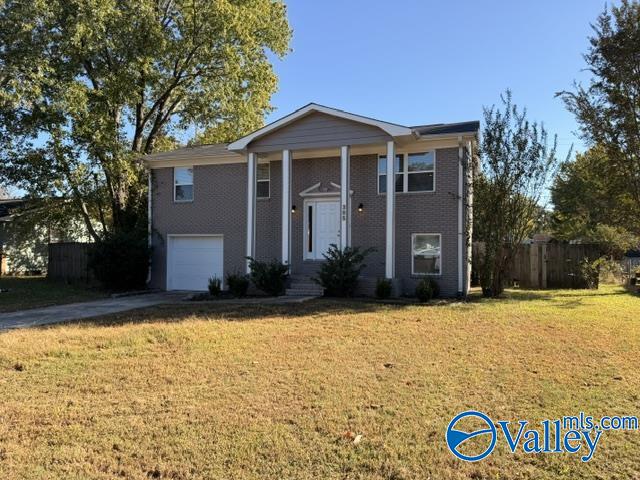 305 Larkwood Drive — photo