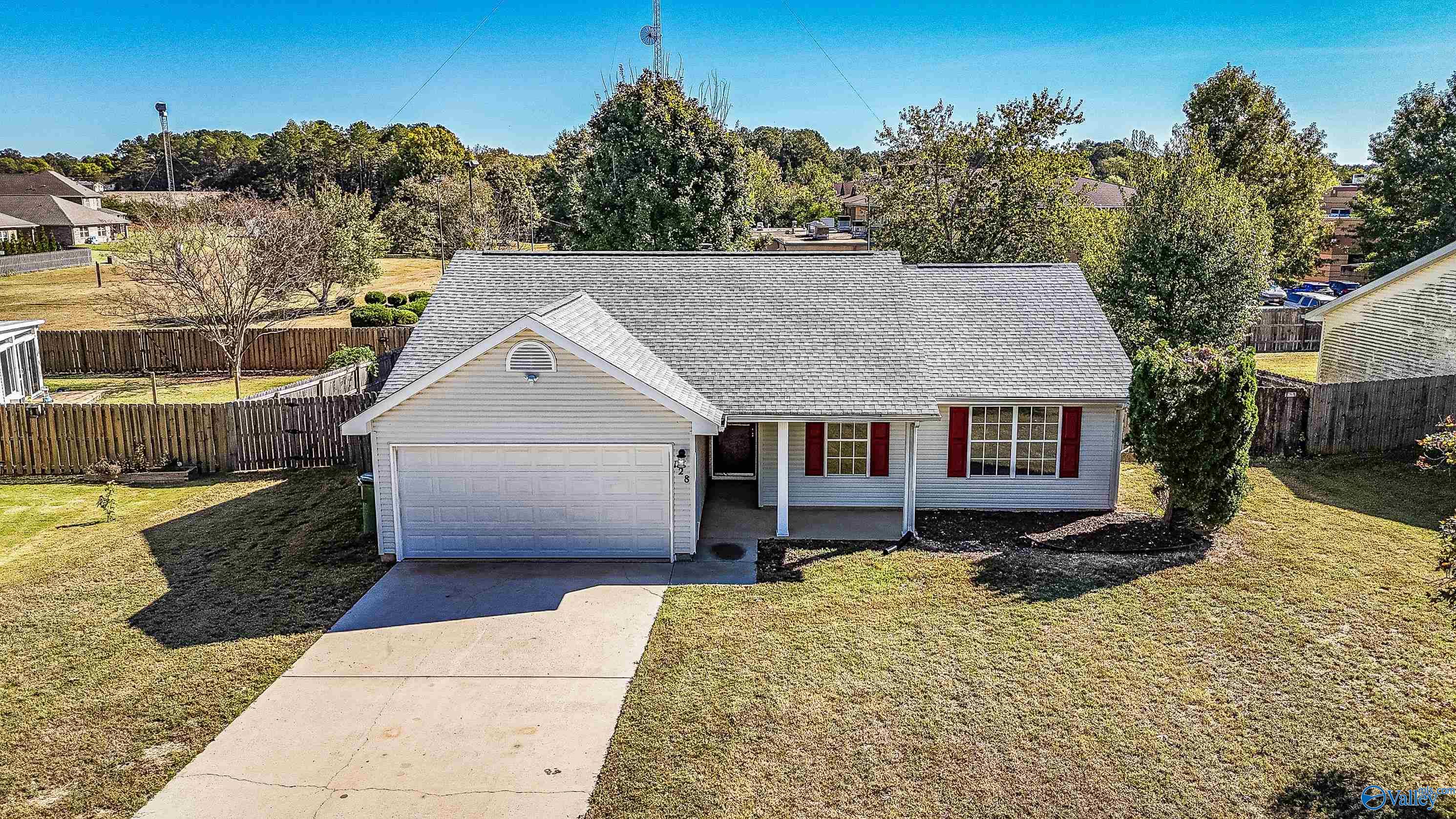 128 Otter Trail — photo
