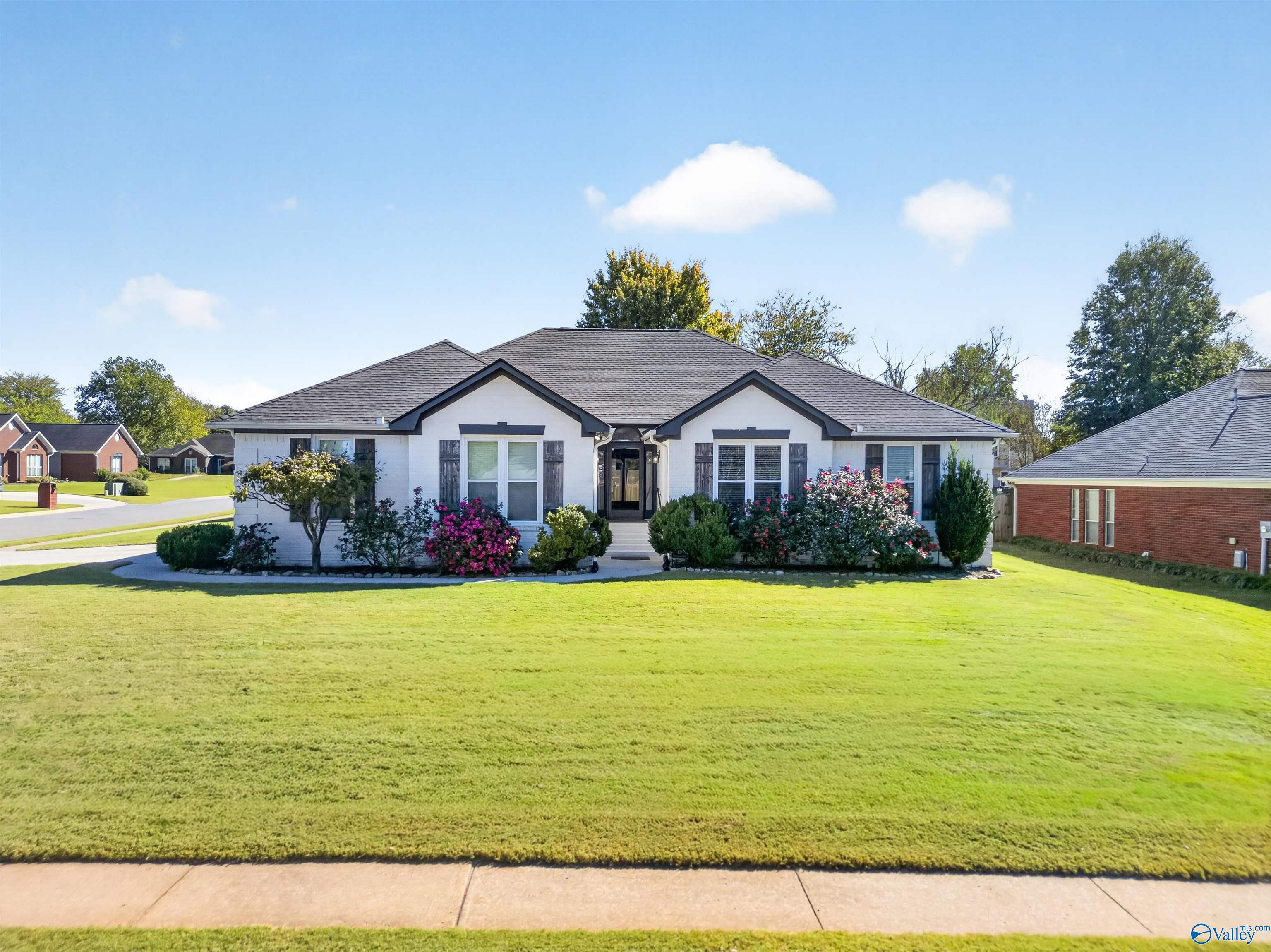 107 Tumbleweed Drive — photo