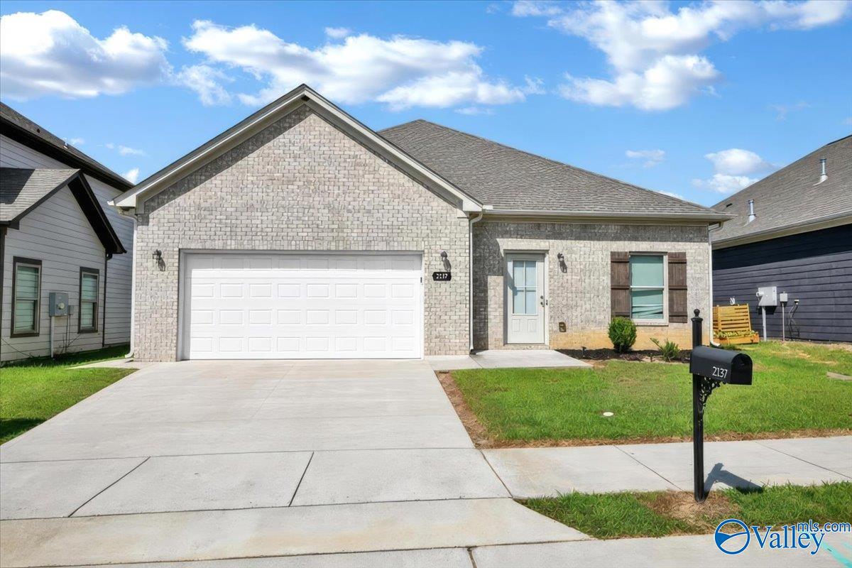 2137 Sullivan Drive — photo
