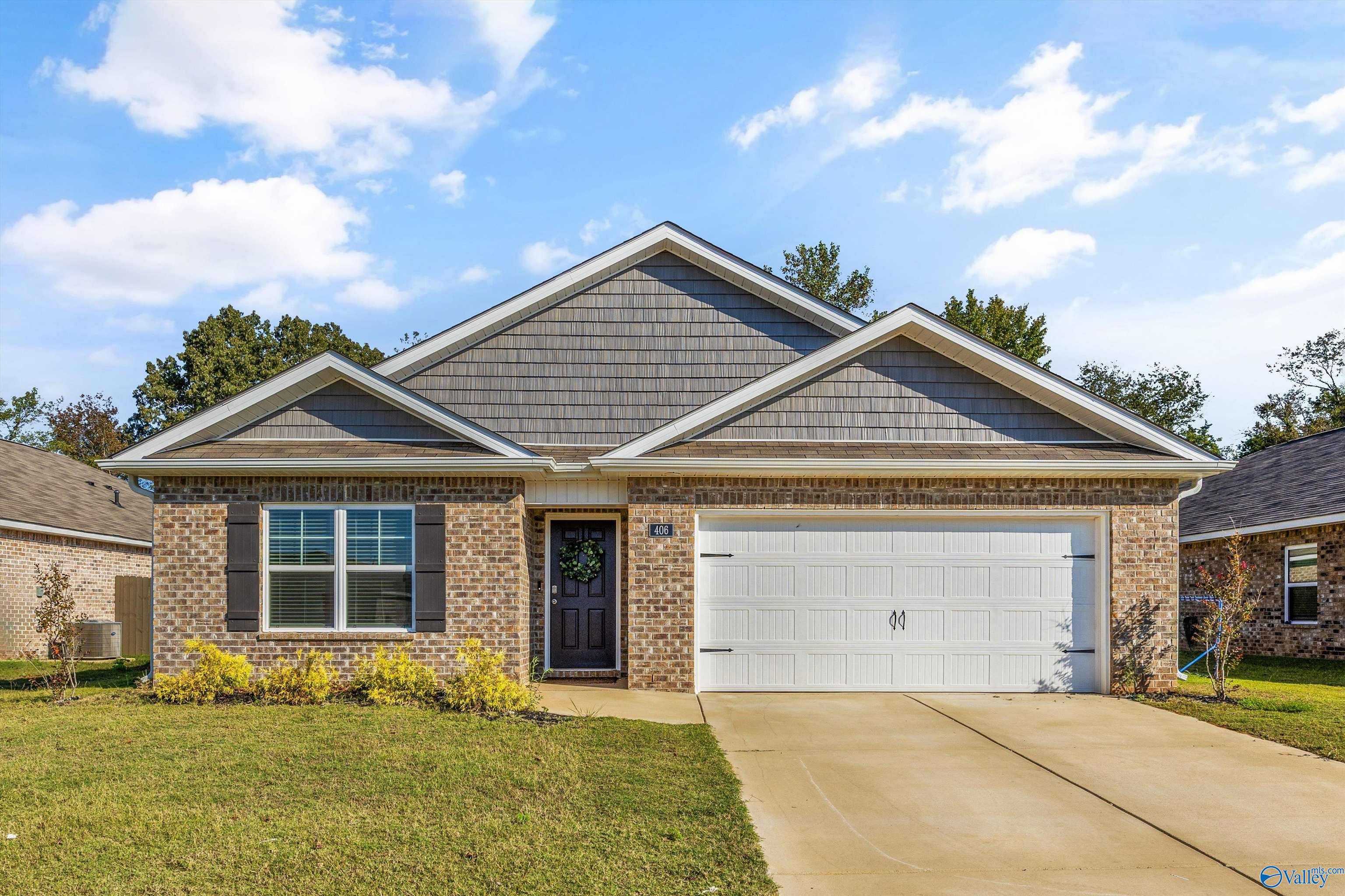 406 Jackson Point Circle — photo