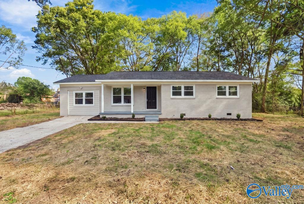 3506 Lois Lane NW — photo