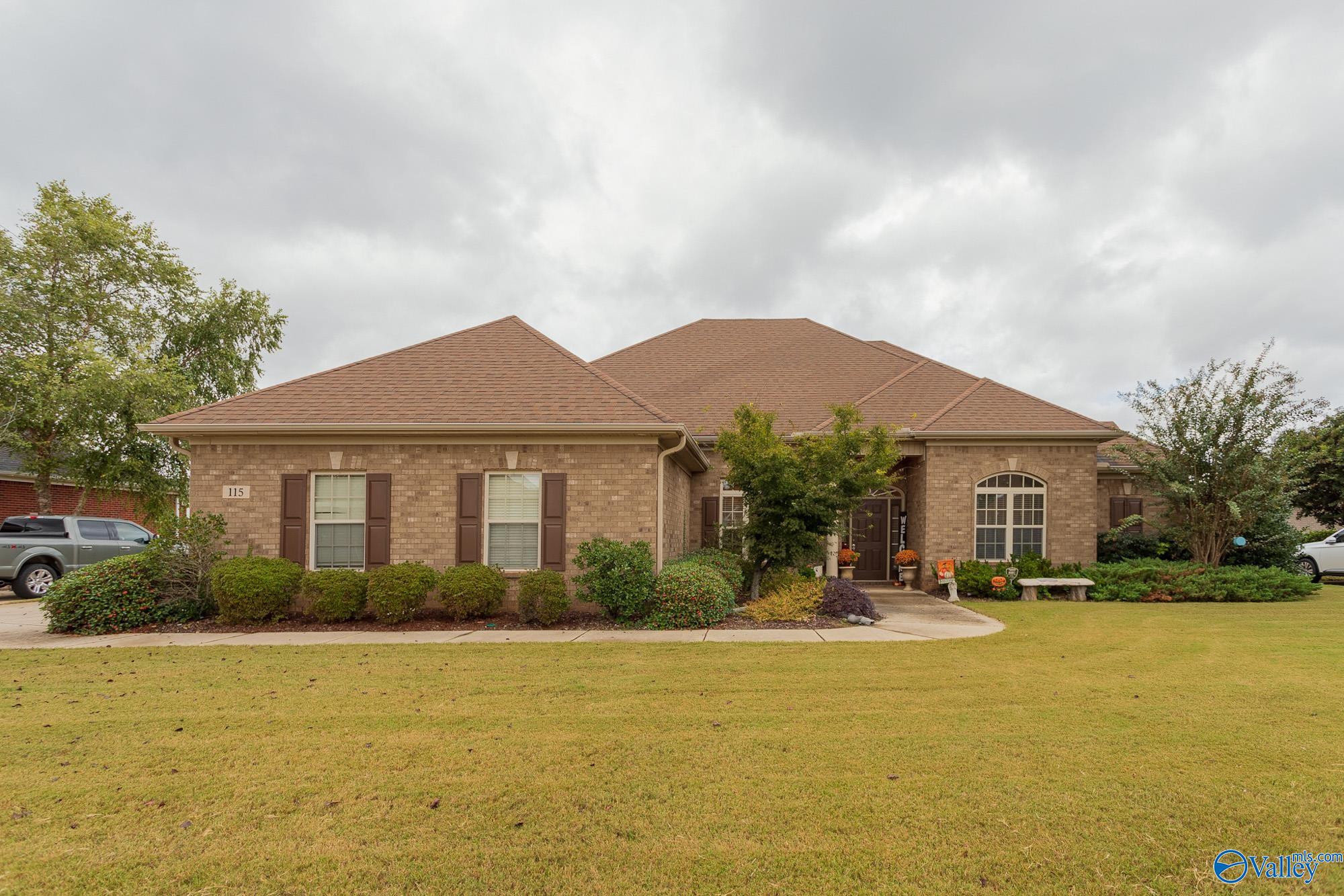 115 Mattie Court — photo