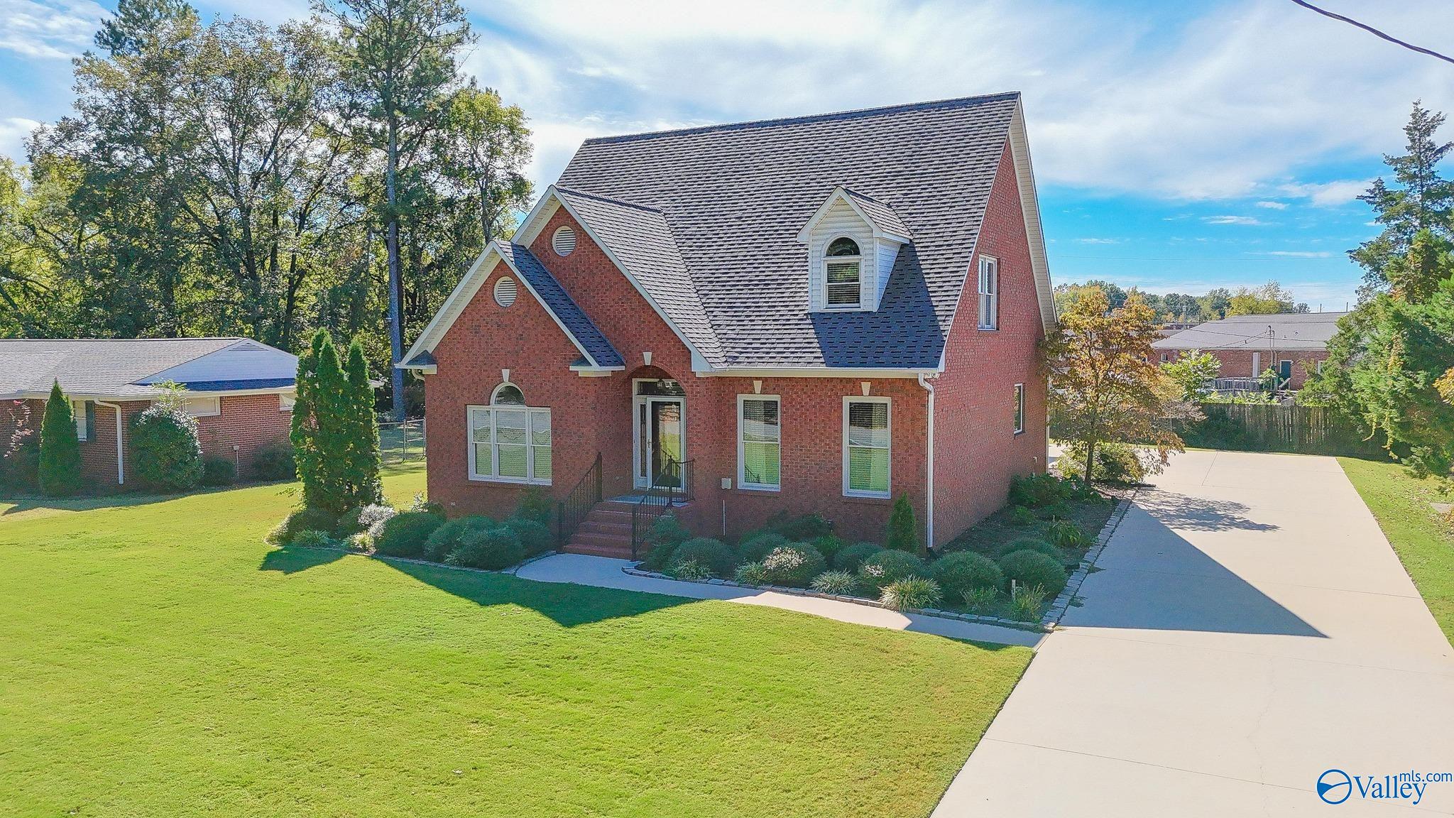 1903 Country Club Road, Decatur, AL 35601 — photo 2