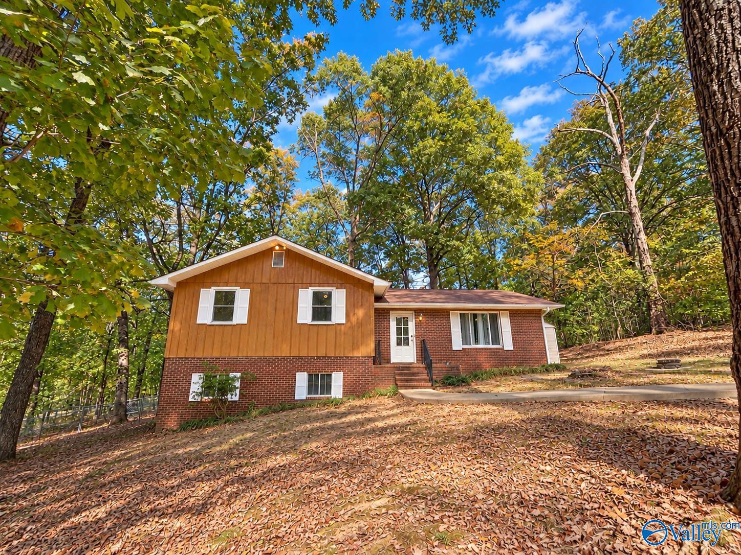 164 Westwood Drive — photo