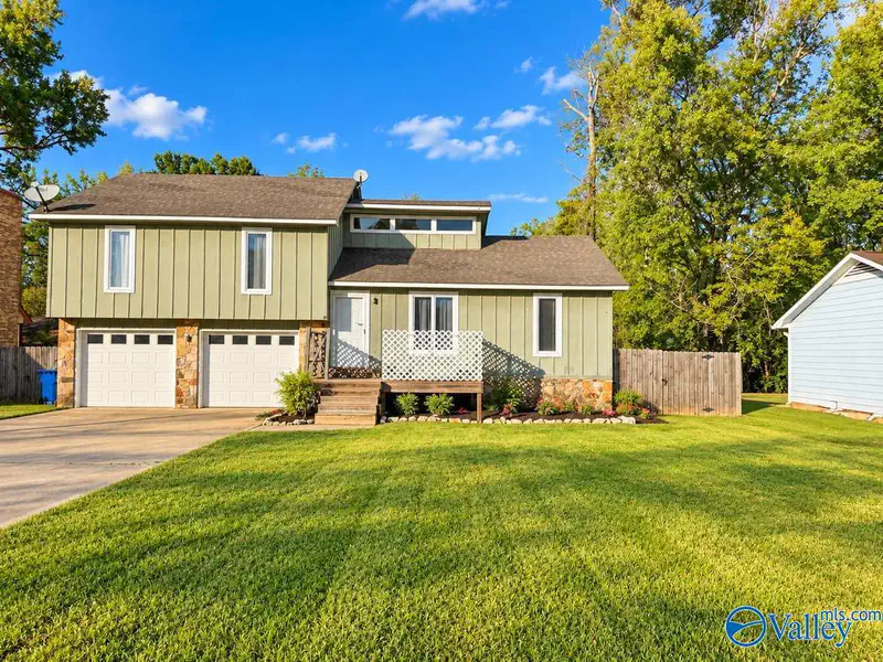 1023 Sandy Springs Road NW — photo