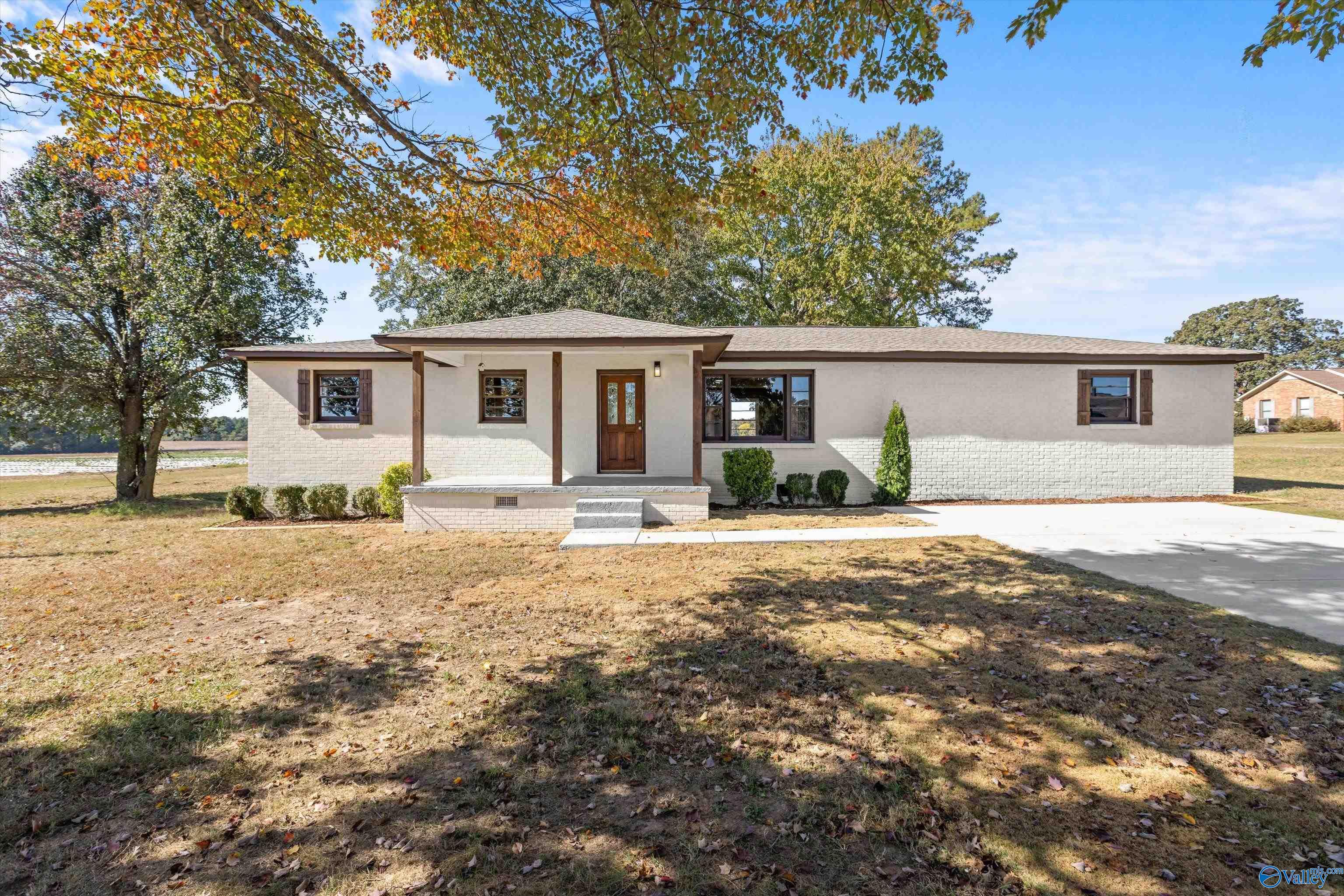 358 Walnut Grove Road — photo