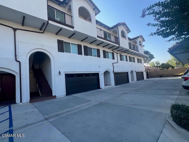 1755 Heywood Street 203 — photo