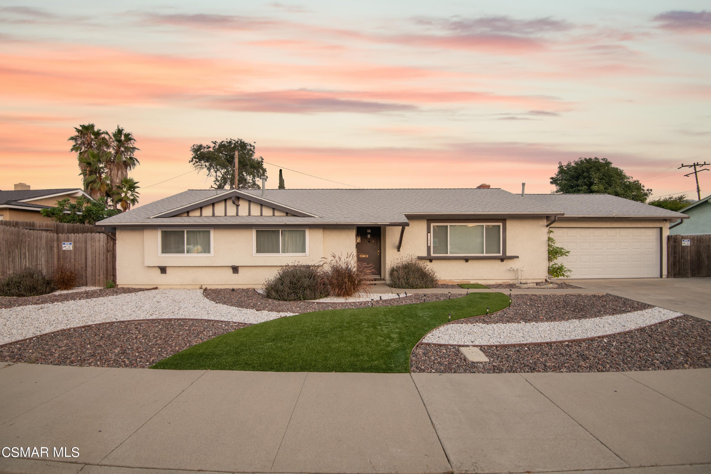 642 N Wendy Drive — photo