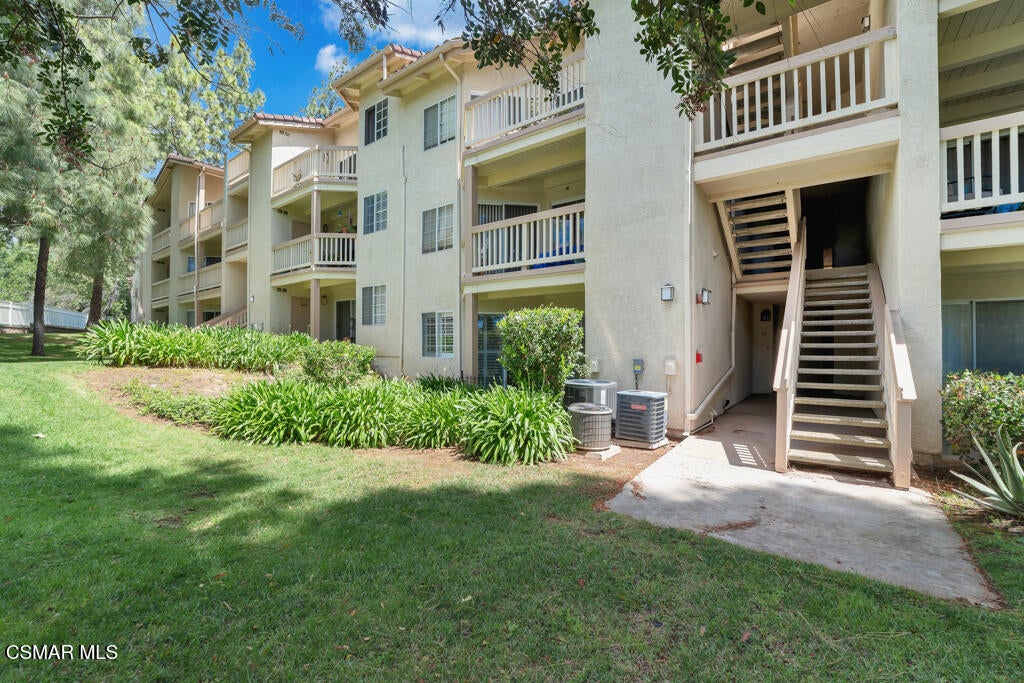 653 Oak Run Trail 109 — photo