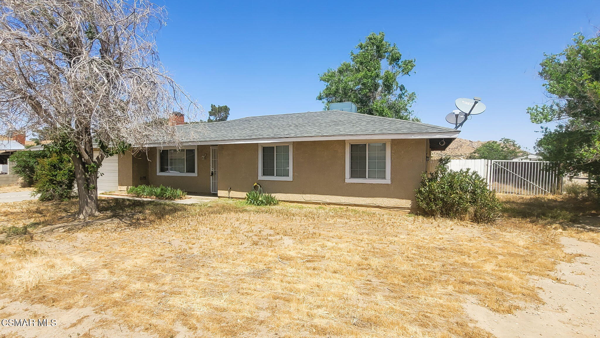 15707 Lanfair Avenue — photo