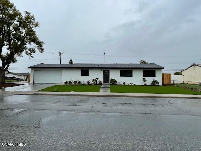 1157 N Hudspeth Street — photo