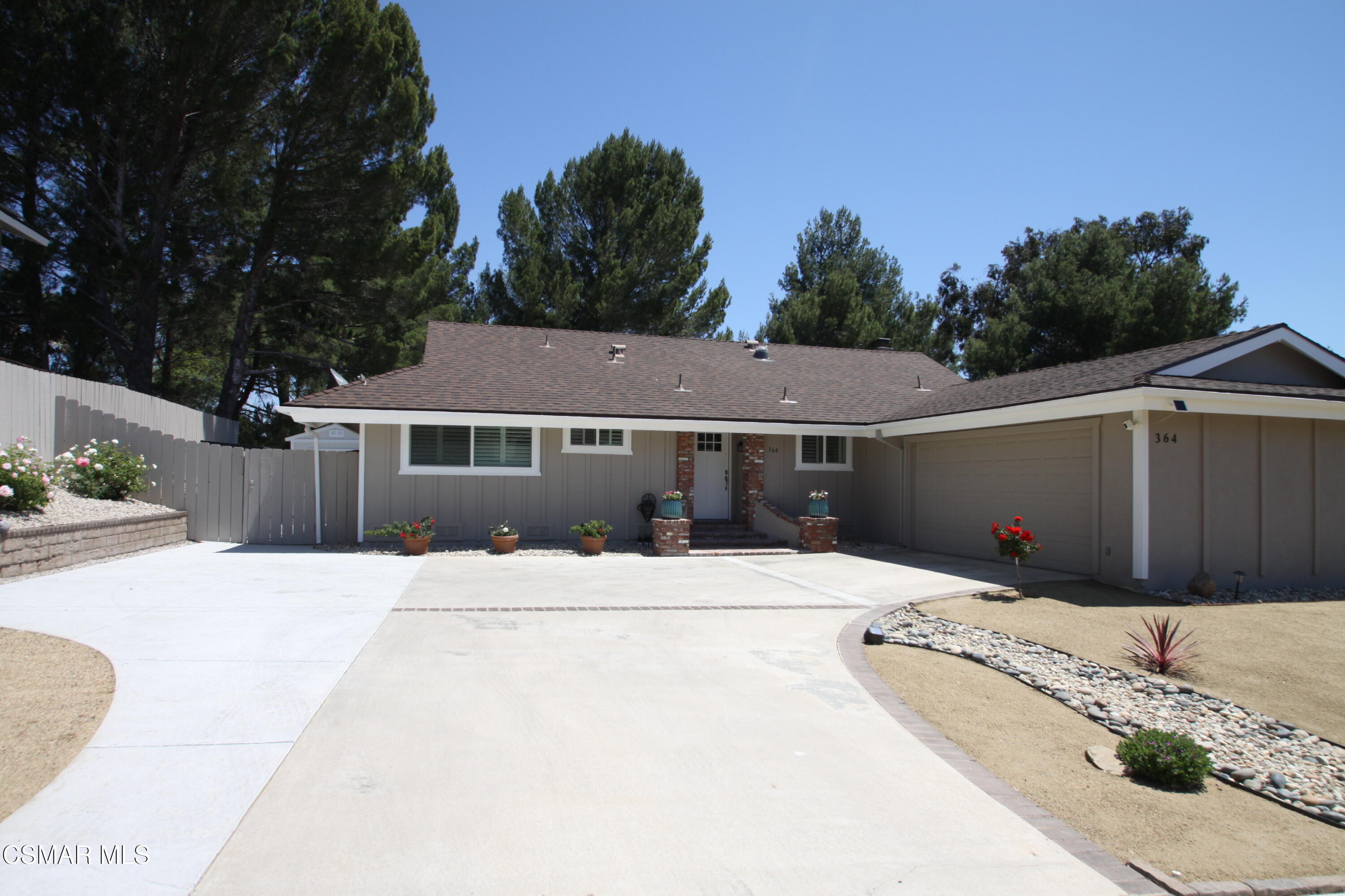 364 Longwood Court — photo