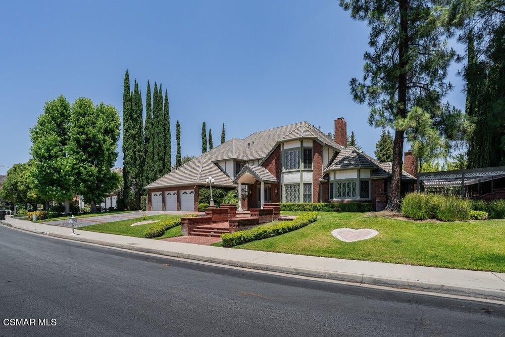 6120 Grey Rock Road — photo