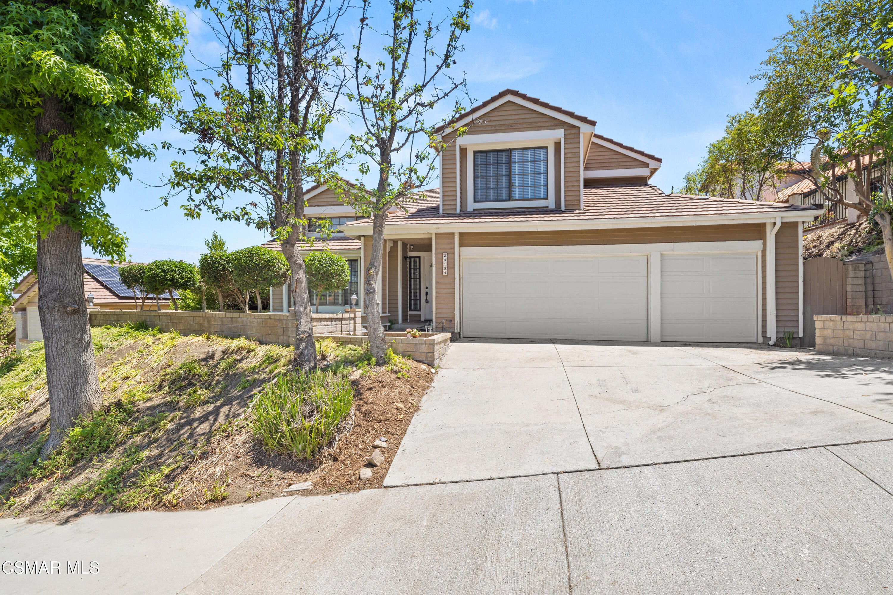 24154 Mentry Drive — photo