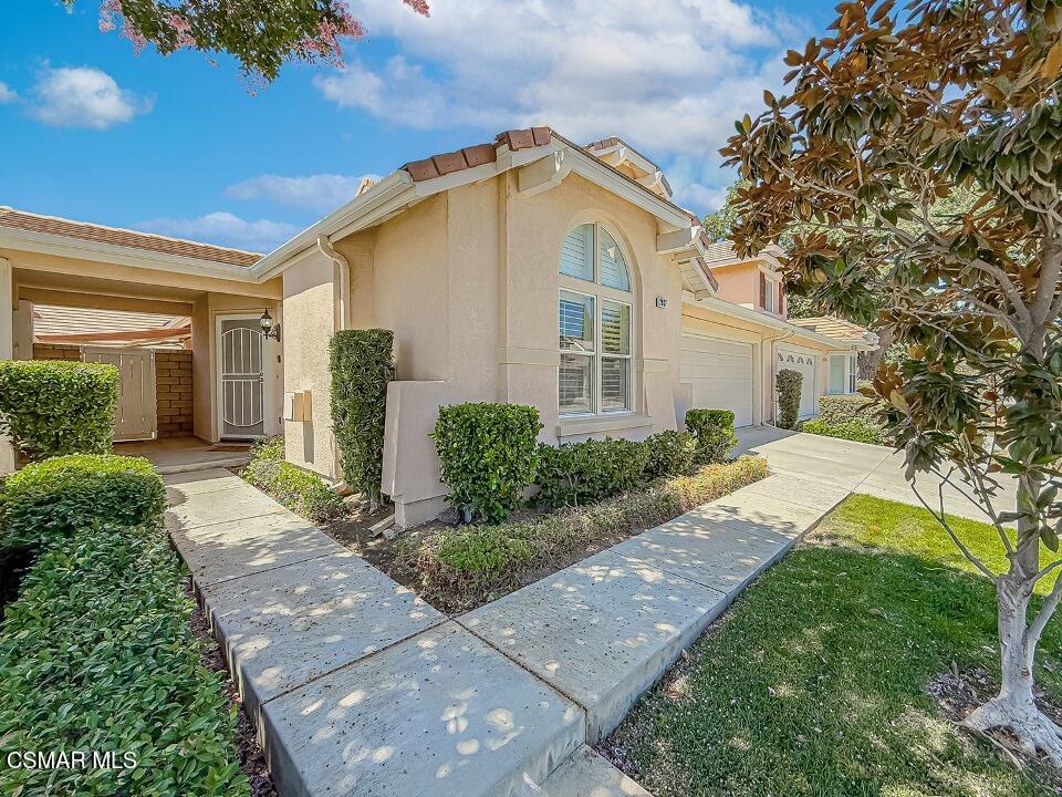 2037 Freesia Avenue — photo