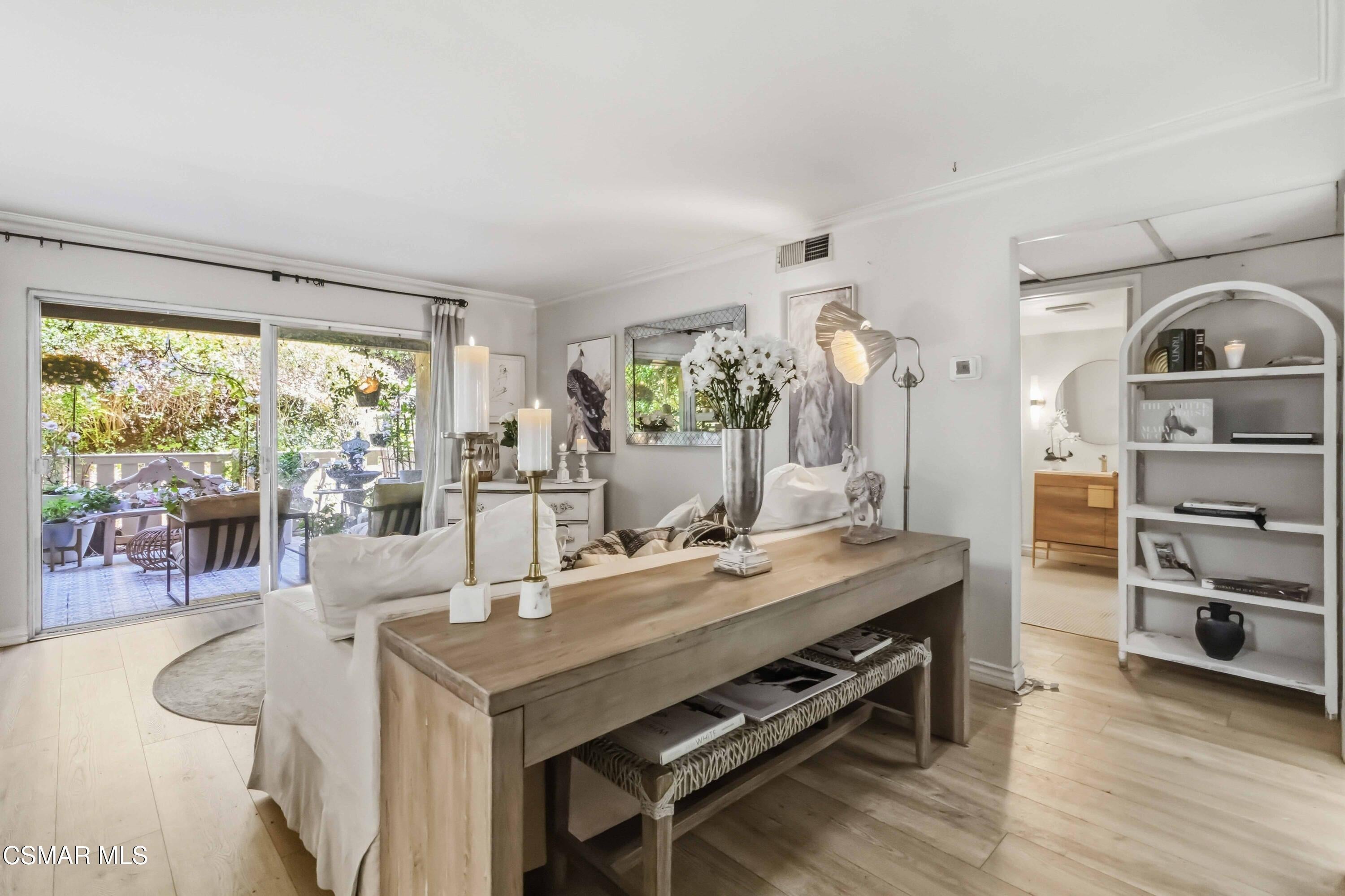 255 Sequoia Court 14 — photo