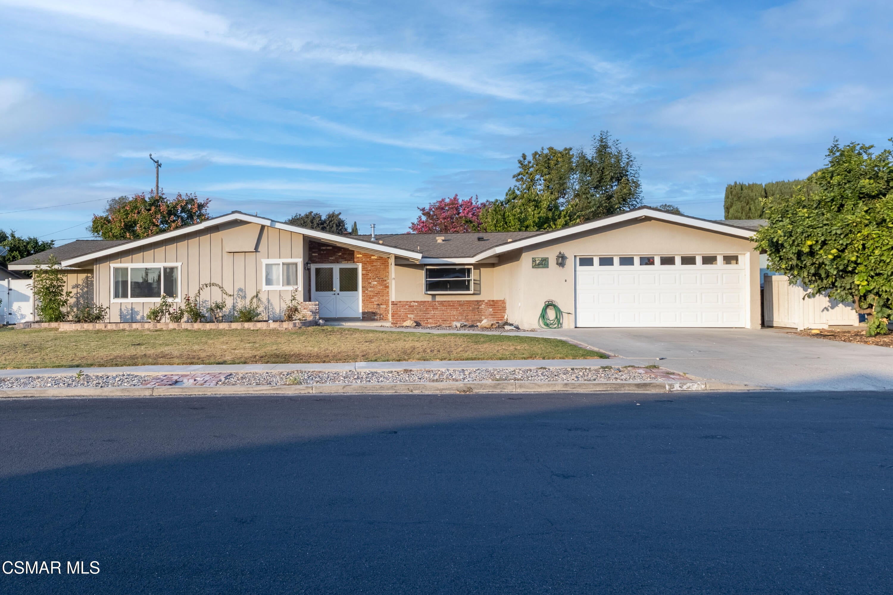 1217 Coventry Drive — photo