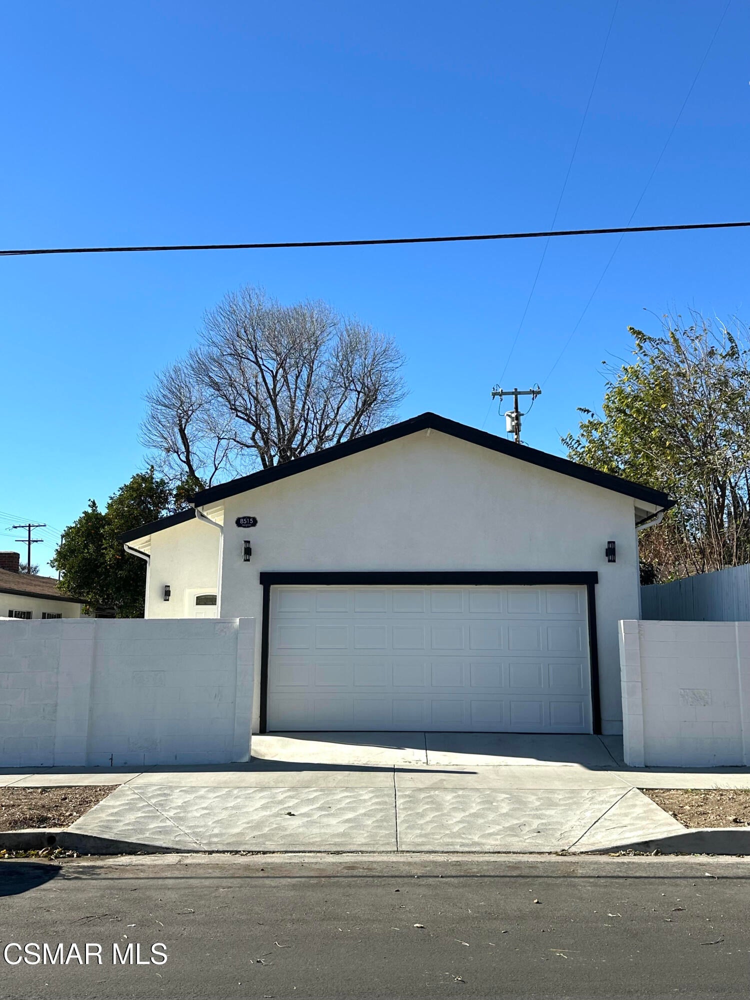 8515 Vanalden Avenue — photo