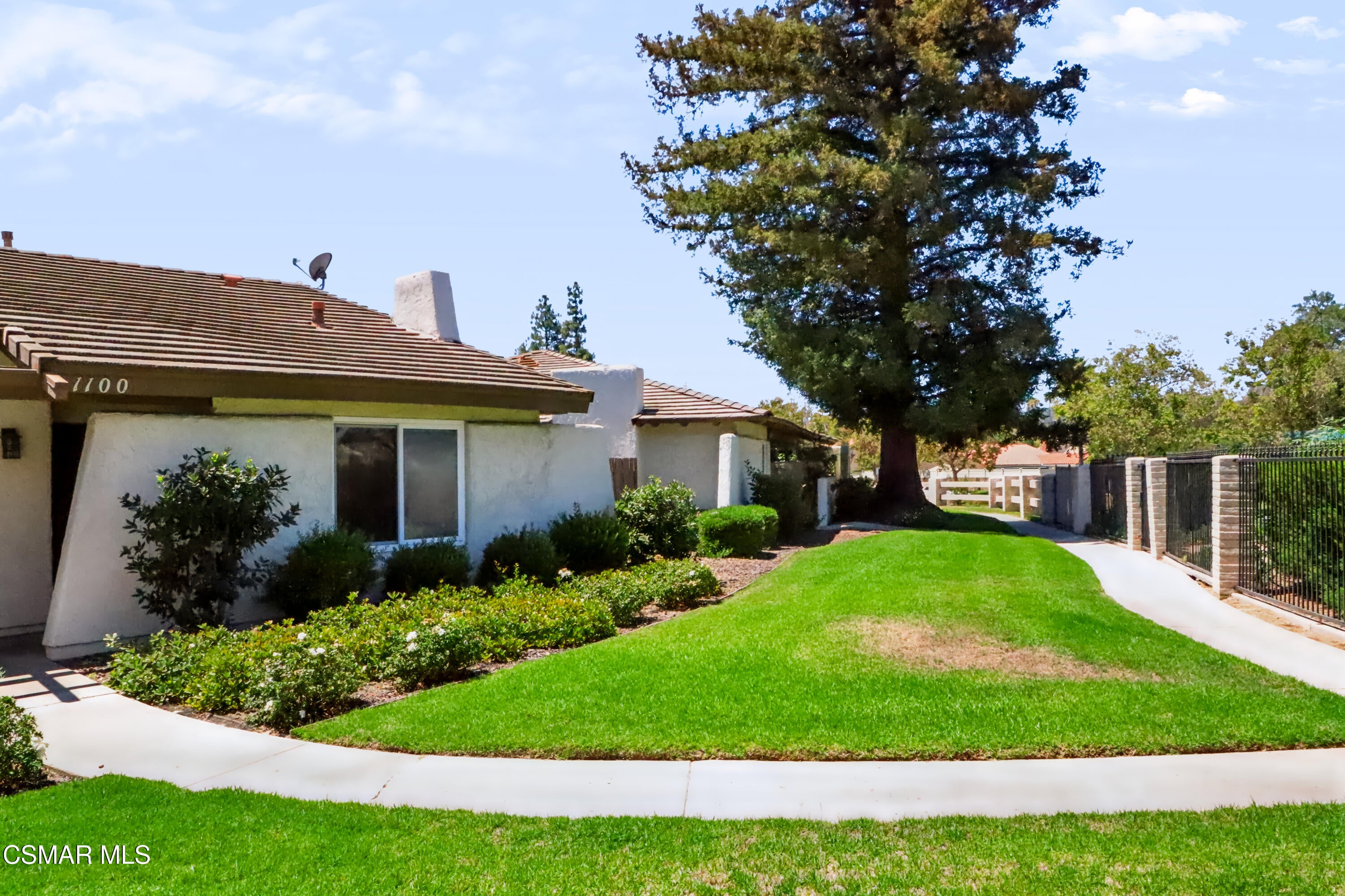 1100 Glenbridge Circle — photo