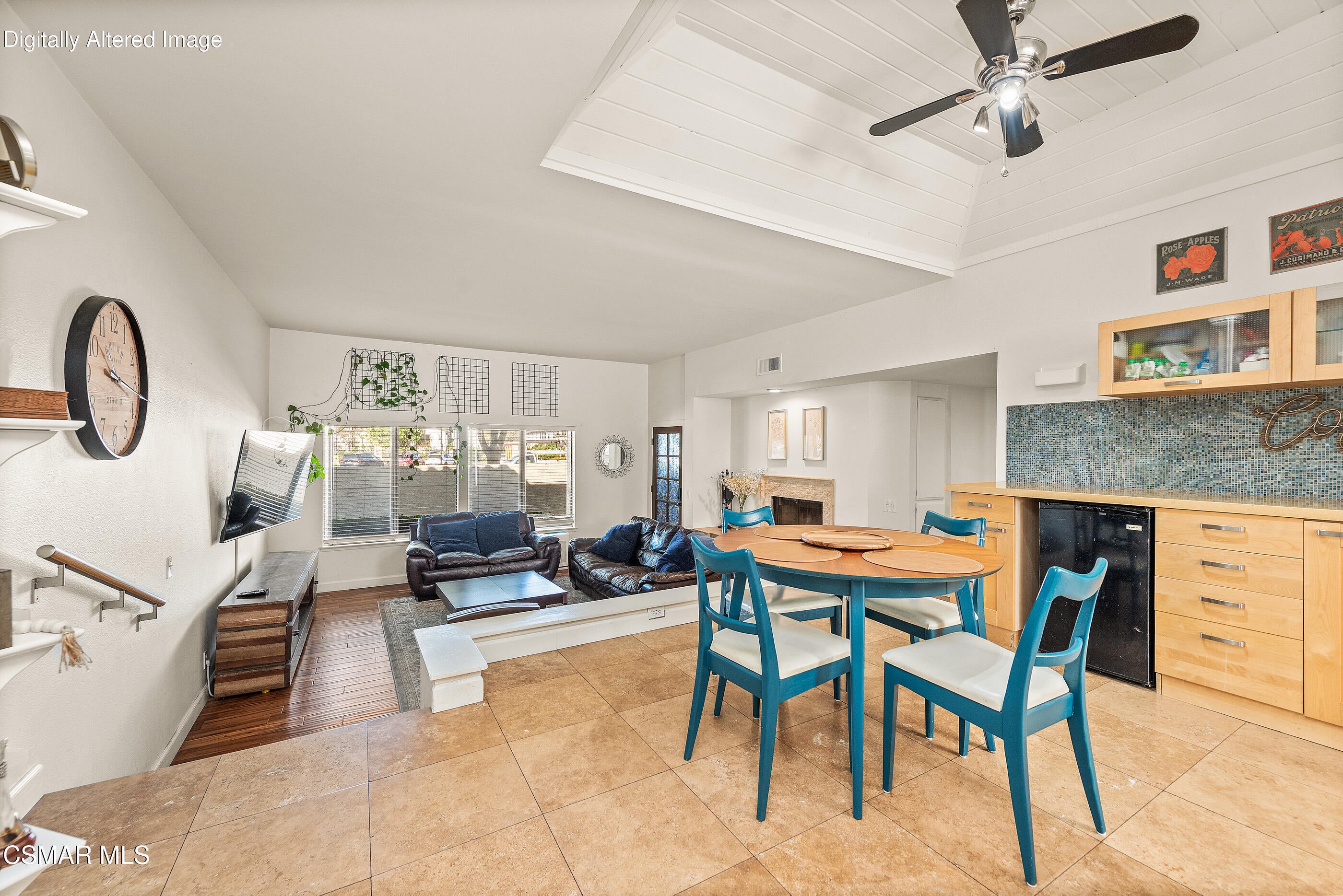 3162 Darby Street 110 — photo