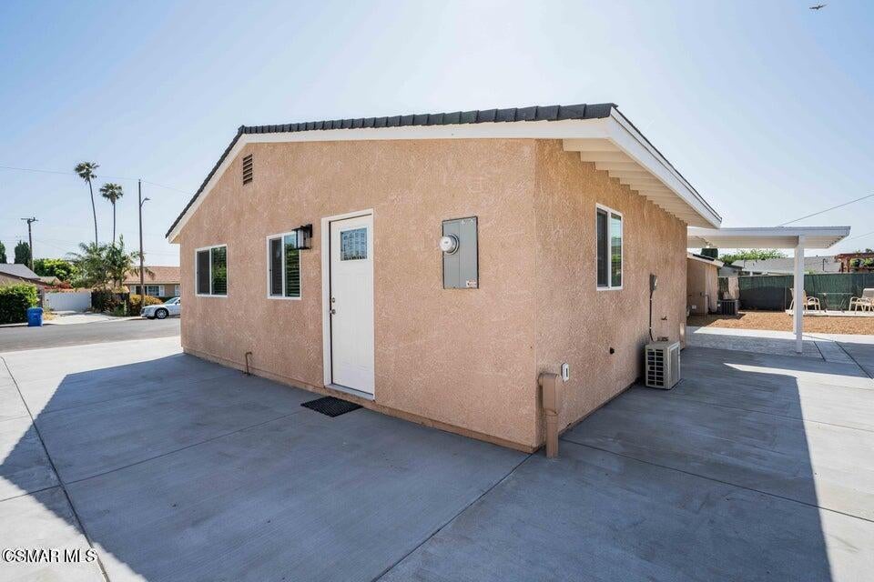 1227 Alexander Street — photo