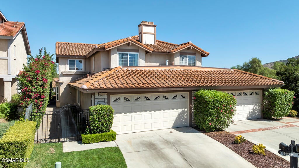 5344 Isabella Court — photo