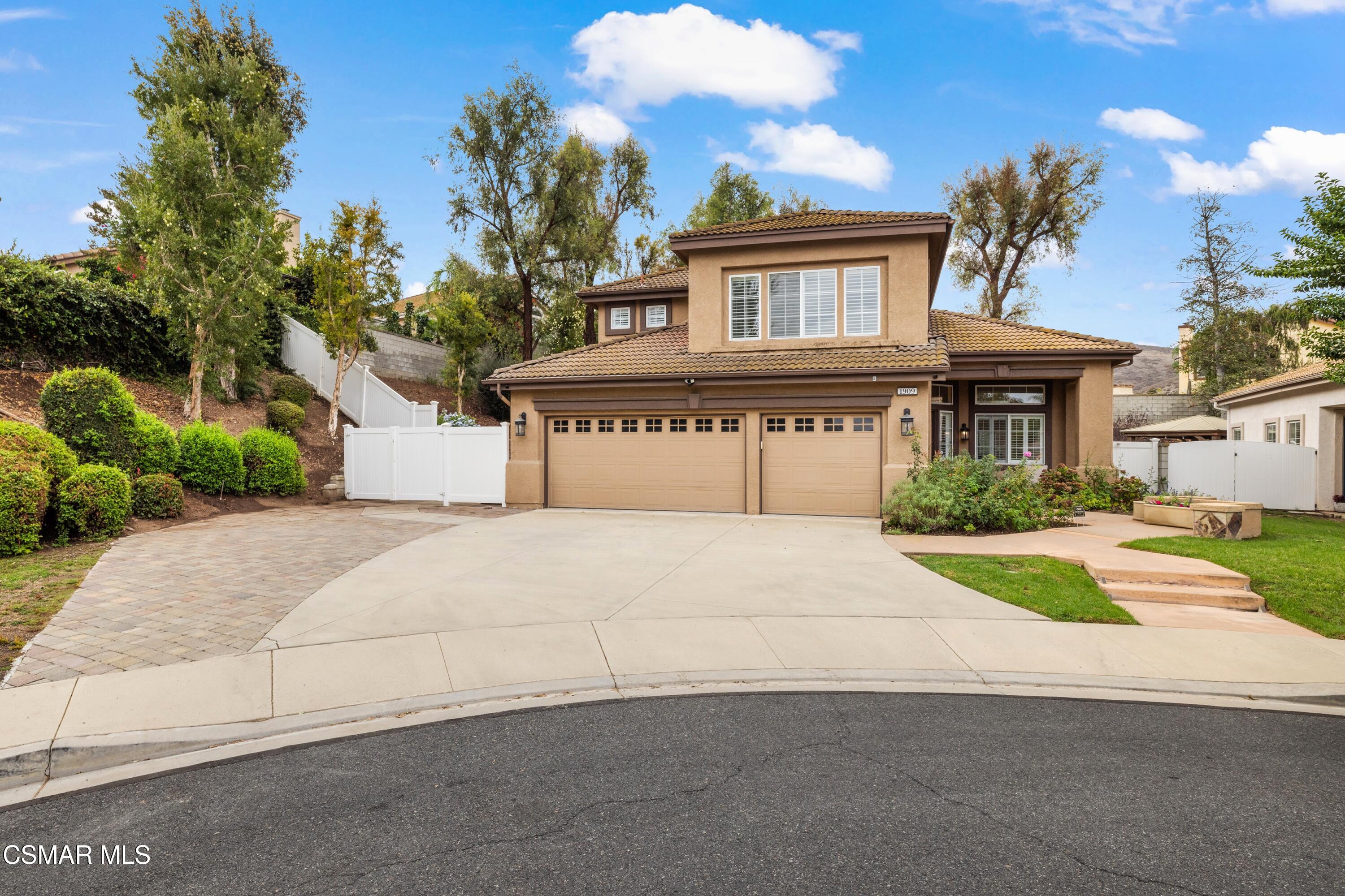 1909 Bentley Place — photo
