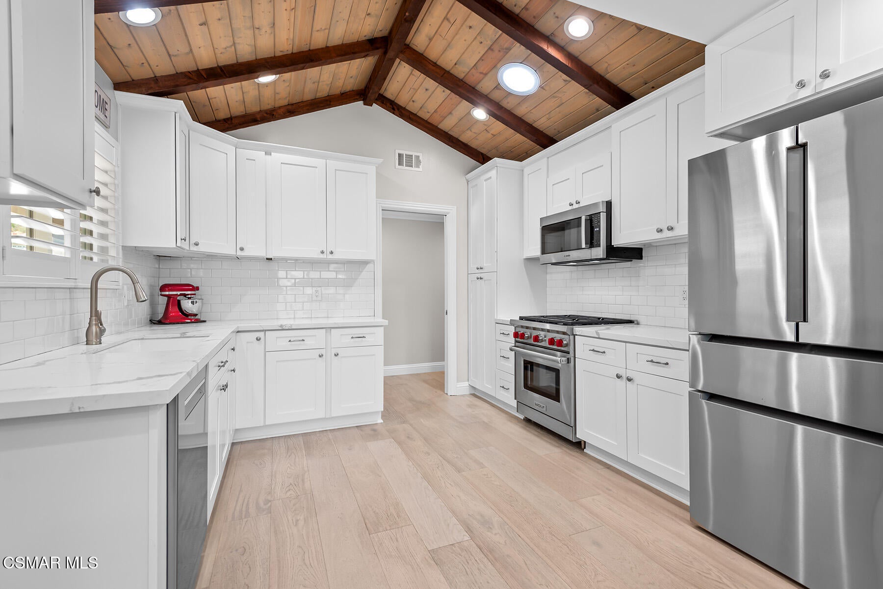 364 Longwood Court — photo