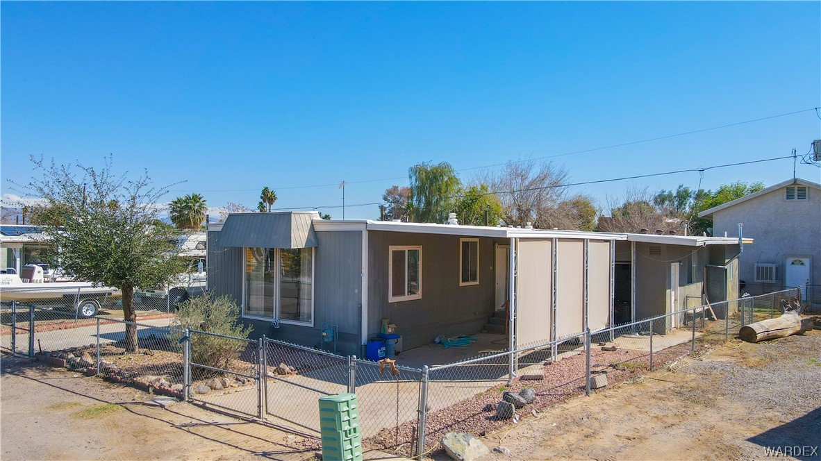 608 E Clearview Drive — photo