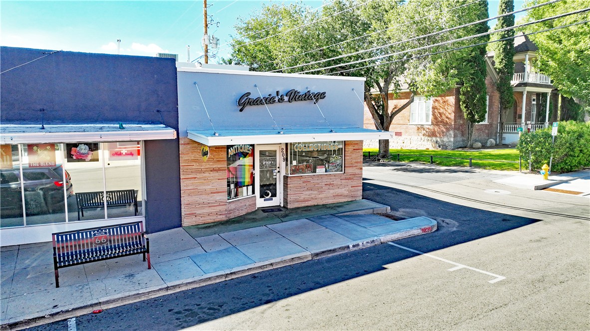 209 N 4th Street — photo