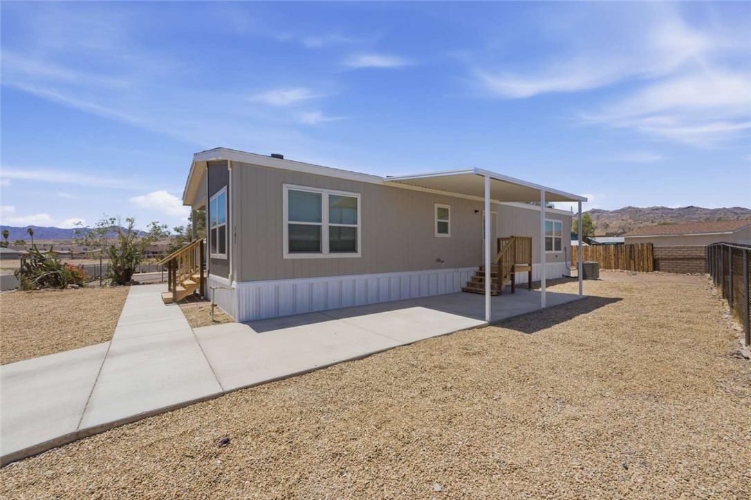 505 Roadrunner Drive — photo