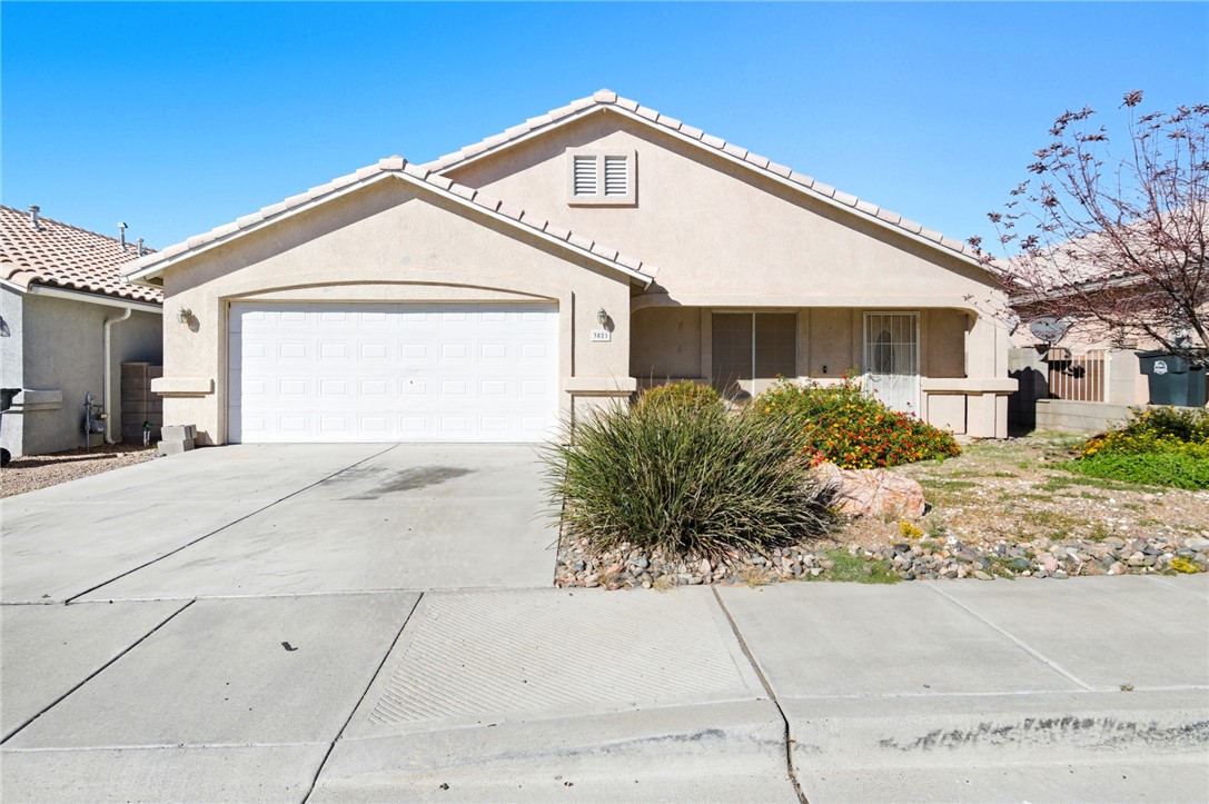 3021 Mallory Loop — photo