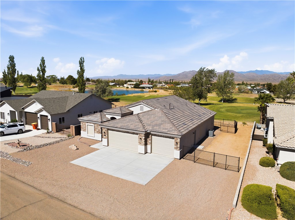 9821 N Vista Drive — photo