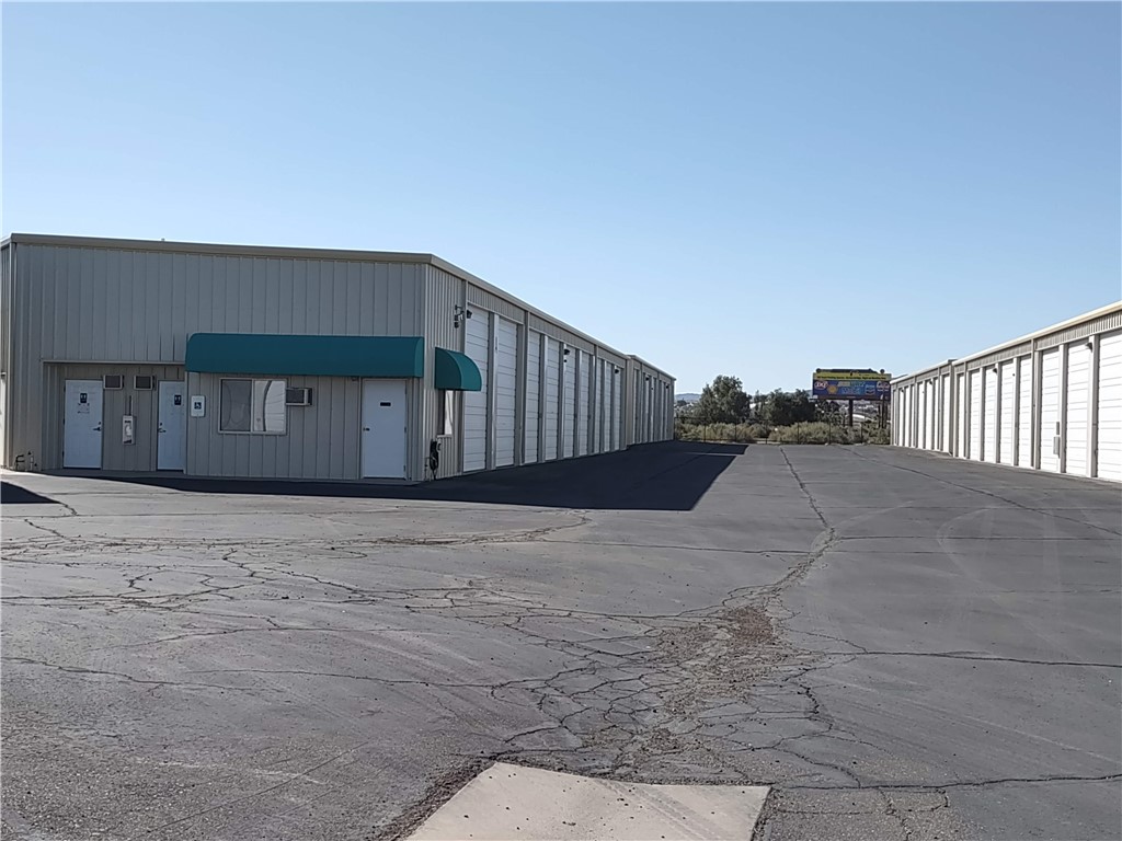1300 Empire Road 12 — photo