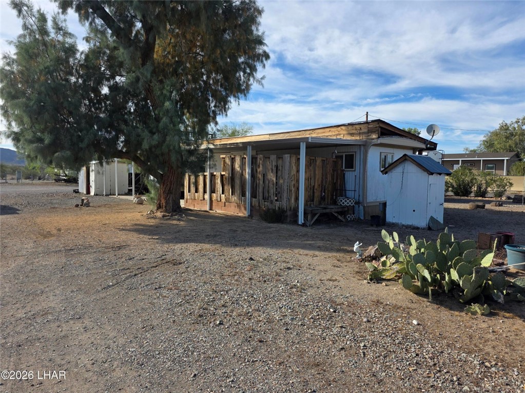 716 & 730 N Tesota Lane — photo