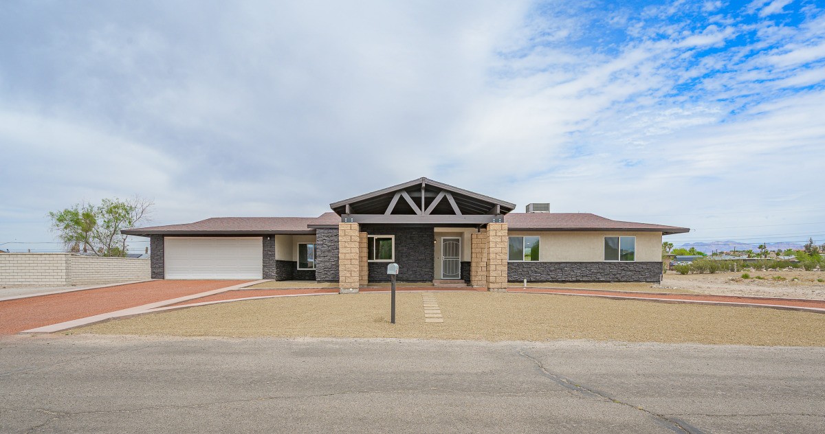 2332 Hummingbird Lane — photo