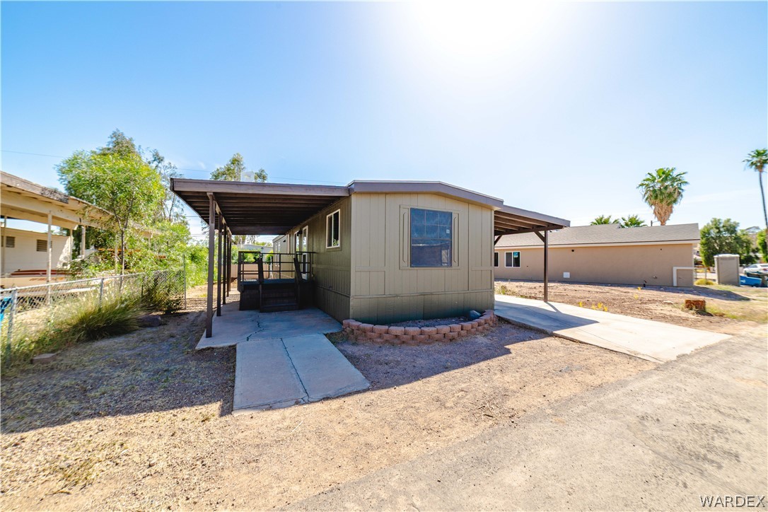 2077 Sweetwater Drive — photo