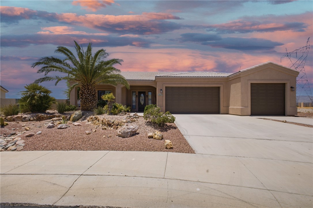 1041 Heritage Drive — photo