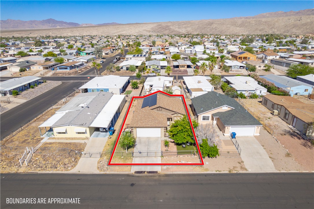 1647 Lynn Drive — photo