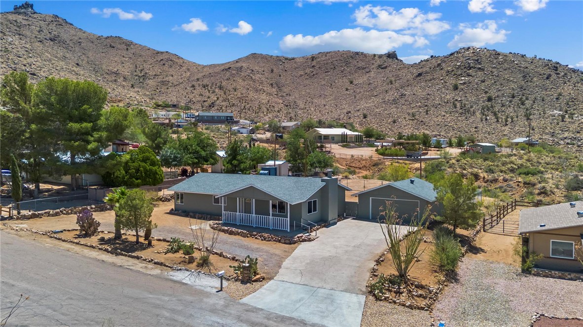 3320 W Chea Drive — photo