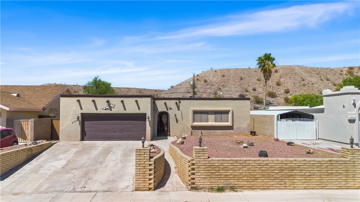 2640 Country Club Drive — photo
