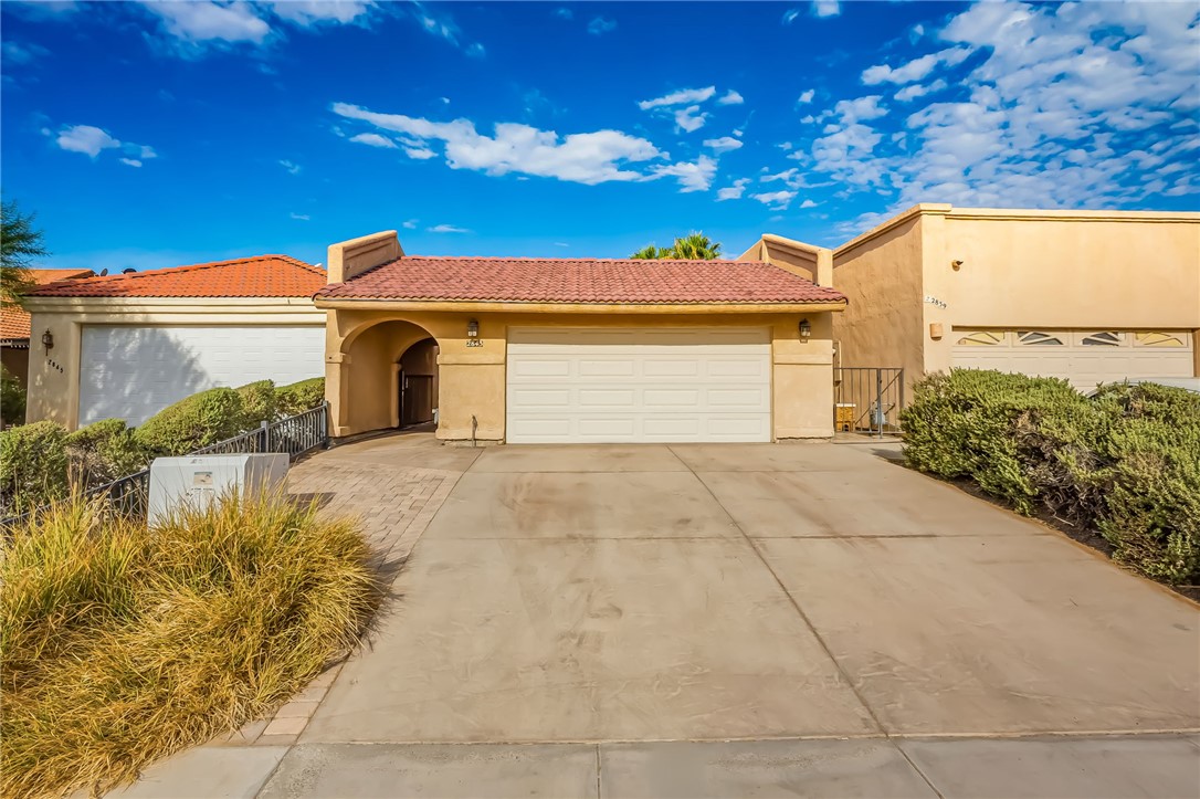 2843 Country Club Drive — photo